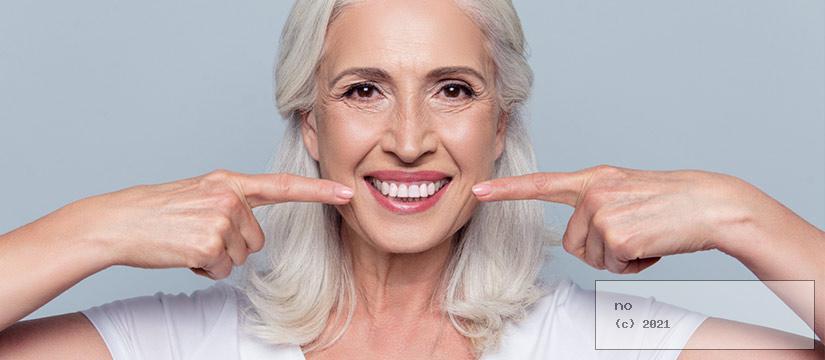 Implantes dentales inmediatos para evitar complicaciones - Foto